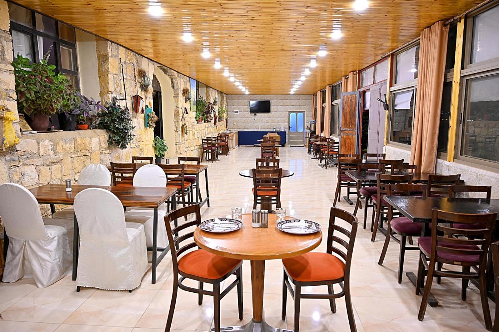Jabal Dana Hotel - The Highest Hotel In Jordan Extérieur photo